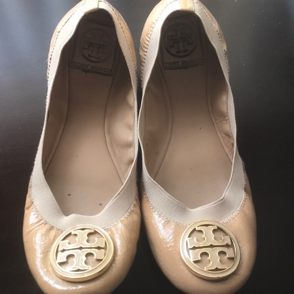 TORY BURCH Nude Patent Leather Ballet Flats Size 9